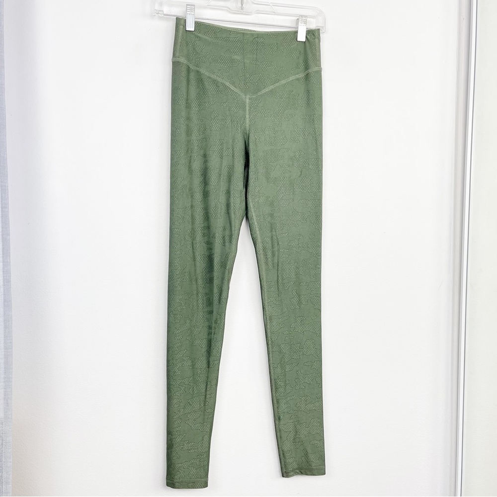 Pheel Green Camouflage High Rise Leggings Size Small